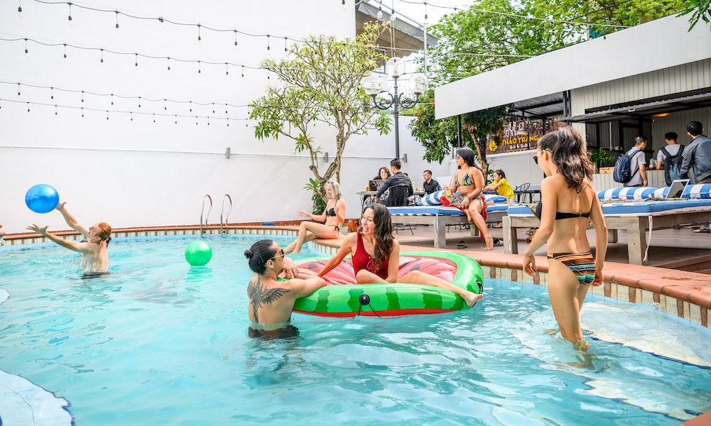 Không gian sân vườn & hồ bơi image